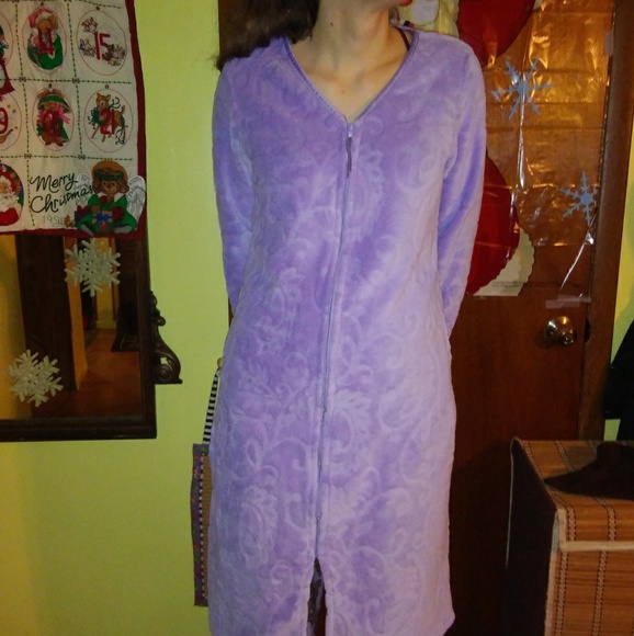 Simply basic housecoat Clearance